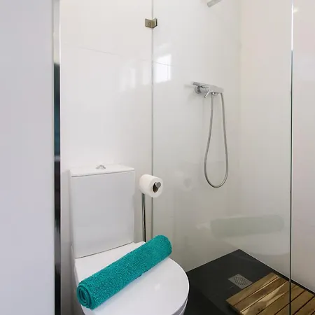 Beautiful & Unique Alfama Flat *
