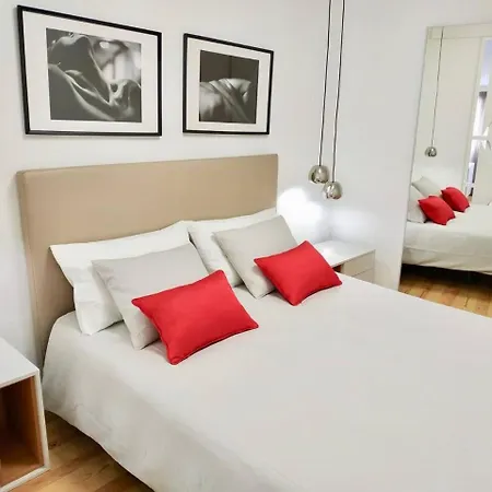 Beautiful & Unique Alfama Flat Apartment *